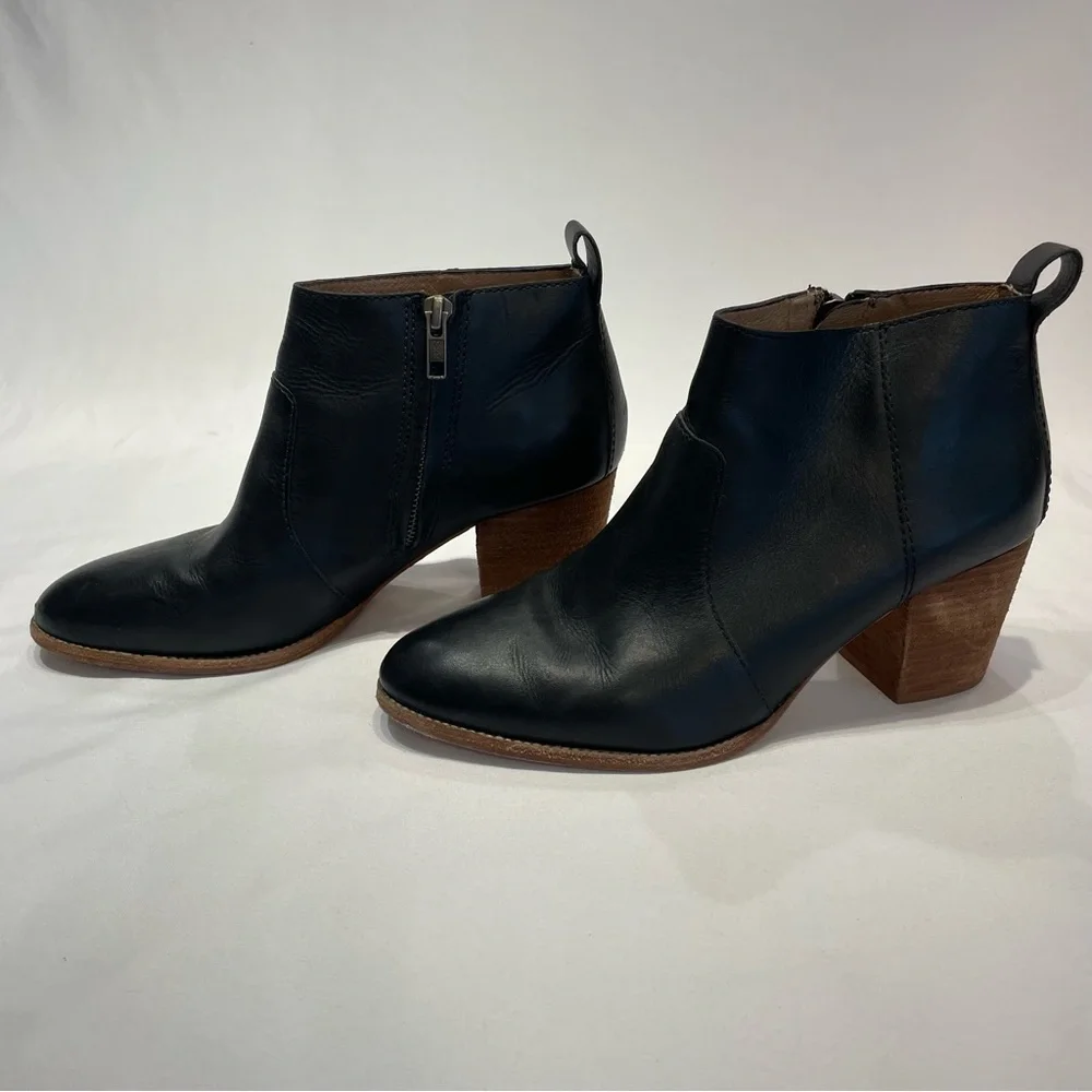 Madewell Womens Black Leather Ankle Boots‎ Side Zipper Wood Block Heel Size 7.5